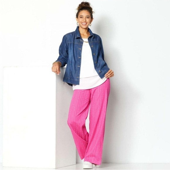 DG2 by Diane Gilman Pants - DG2 SoftCell Wide Leg Pants in Barbie Pink Petite Small